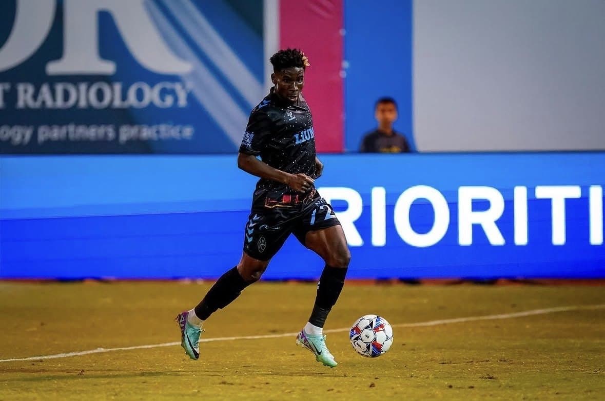 Gaoussou Samake in match action for Las Vegas Lights FC